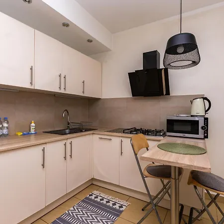 Old Town Square Studio Apartment *