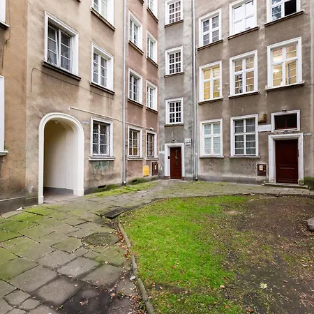 Old Town Square Studio Apartment *